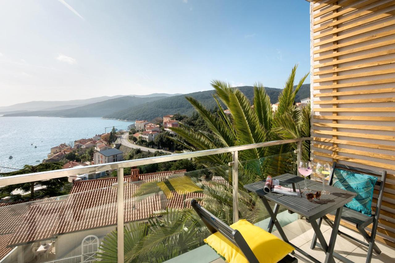 Small Apartment With A Big View Rabac Ngoại thất bức ảnh